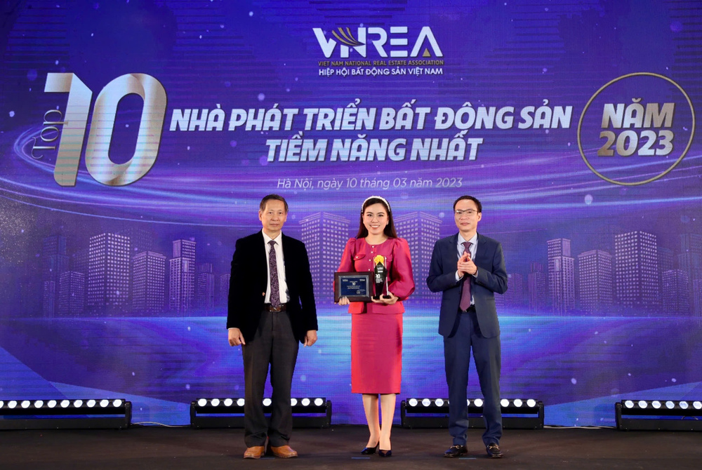 Chủ đầu tư KN Cam Ranh nhận giải Top 10 nhà phát triển bất động sản tiềm năng nhất  năm 2023