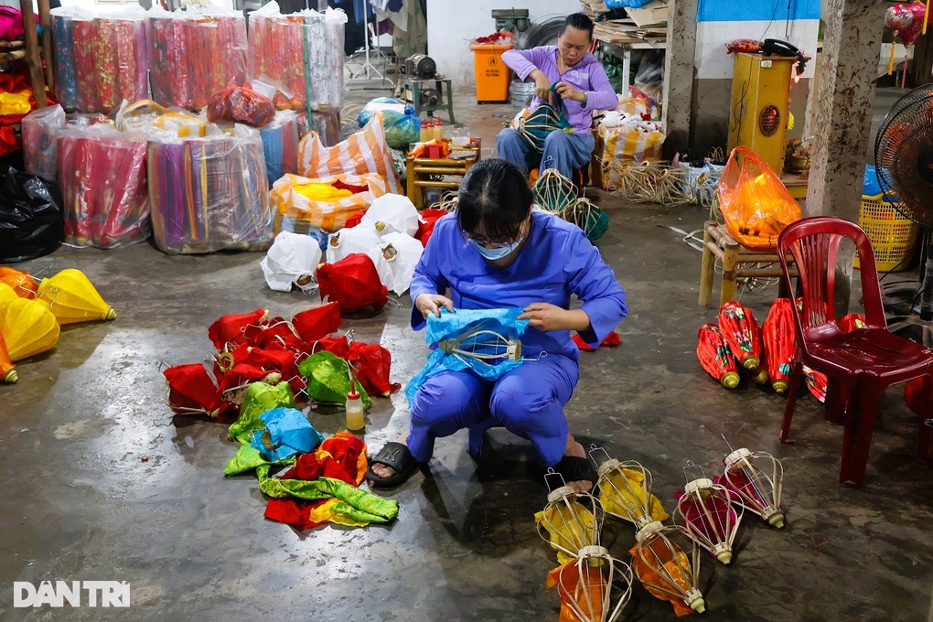 Làng nghề hơn 400 tuổi ở Hội An tất bật tăng ca phục vụ hàng Tết - 2 Làng nghề hơn 400 tuổi ở Hội An tất bật tăng ca phục vụ hàng Tết - 2