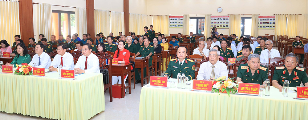Long Xuyên họp mặt kỷ niệm 80 năm Ngày thành lập Quân đội nhân dân Việt Nam