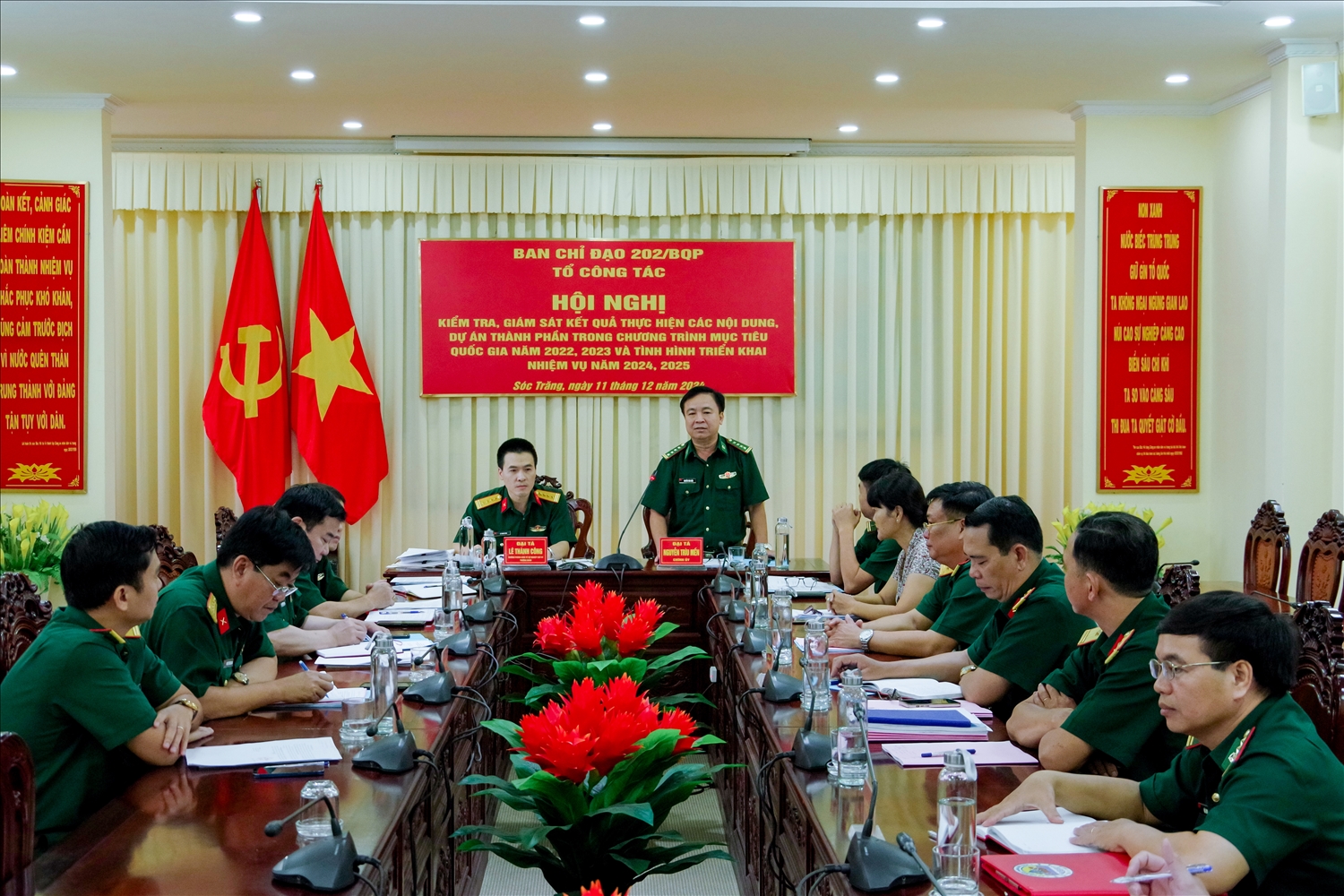 Đại tá Nguyễn Trìu Mến, Chính ủy BĐBP tỉnh Sóc Trăng thông qua kế hoạch công tác với đoàn kiểm tra Đại tá Nguyễn Trìu Mến, Chính ủy BĐBP tỉnh Sóc Trăng thông qua kế hoạch công tác với đoàn kiểm tra
