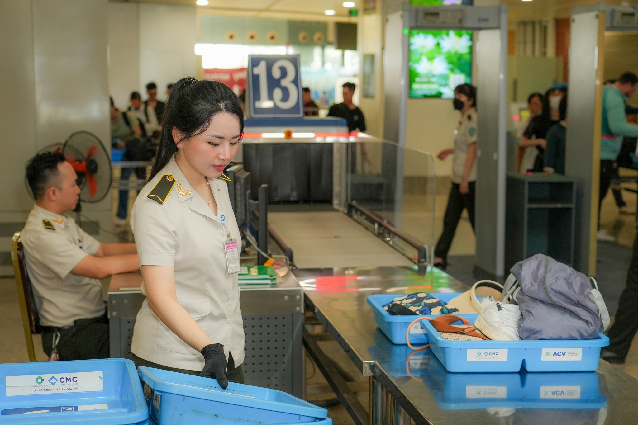 Bộ GTVT yêu cầu tăng cường chống buôn lậu dịp Tết Nguyên đán Ất Tỵ- Ảnh 1. Bộ GTVT yêu cầu tăng cường chống buôn lậu dịp Tết Nguyên đán Ất Tỵ- Ảnh 1.
