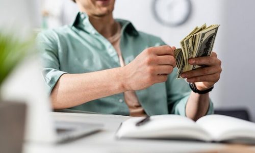 Bước qua tuổi 40, có 3 cung hoàng đạo phất lên như diều gặp gió, tiền tài bùng nổ- Ảnh 1. Bước qua tuổi 40, có 3 cung hoàng đạo phất lên như diều gặp gió, tiền tài bùng nổ- Ảnh 1.