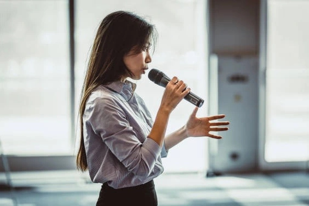 Cách các cậu ấm cô chiêu dùng tiền để làm đẹp hồ sơ - 1 Cách các cậu ấm cô chiêu dùng tiền để làm đẹp hồ sơ - 1