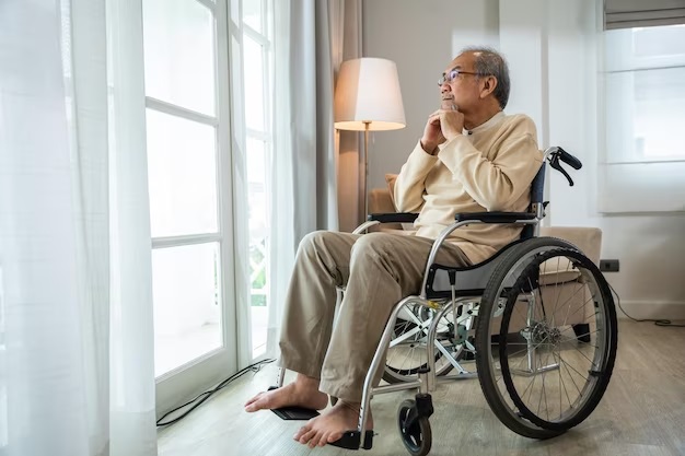 Chăm sóc người hàng xóm bị con cái bỏ bê, đến khi ông qua đời, tôi chua xót bị kiện ra tòa chỉ vì một mảnh giấy - Ảnh 2. Chăm sóc người hàng xóm bị con cái bỏ bê, đến khi ông qua đời, tôi chua xót bị kiện ra tòa chỉ vì một mảnh giấy - Ảnh 2.