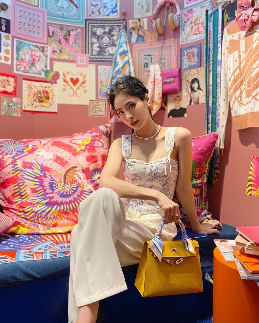 Chị đẹp Kiều Anh mê túi xách Hermès, Chanel giá hàng trăm triệu đồng - 1 Chị đẹp Kiều Anh mê túi xách Hermès, Chanel giá hàng trăm triệu đồng - 1