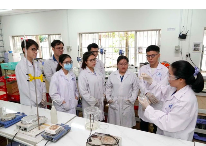 Chính thức bãi bỏ 11 văn bản quy phạm pháp luật trong lĩnh vực giáo dục- Ảnh 1. Chính thức bãi bỏ 11 văn bản quy phạm pháp luật trong lĩnh vực giáo dục- Ảnh 1.
