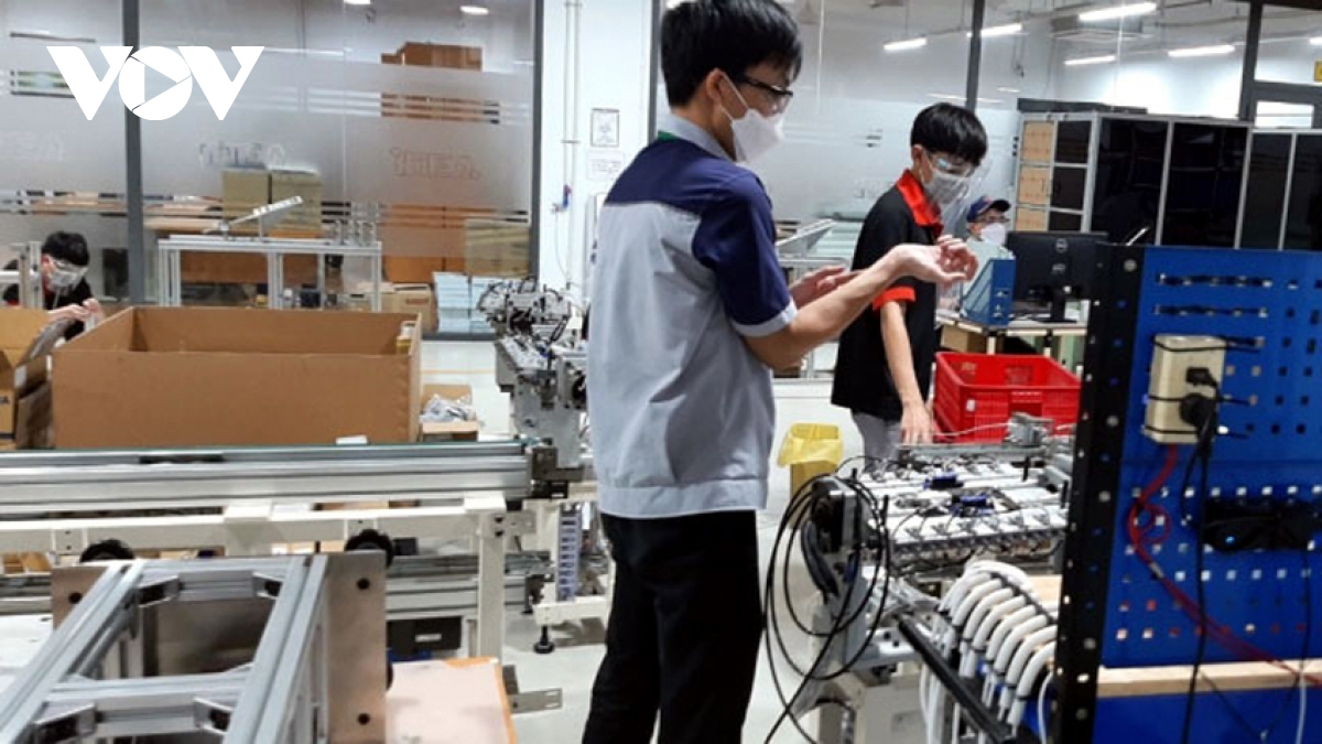 công nghiệp cơ khí vẫn còn lẹt đẹt khi thiếu vai trò của sếu đầu đàn hình ảnh 1 cong nghiep co khi van con let det khi thieu vai tro cua seu dau dan hinh anh 1