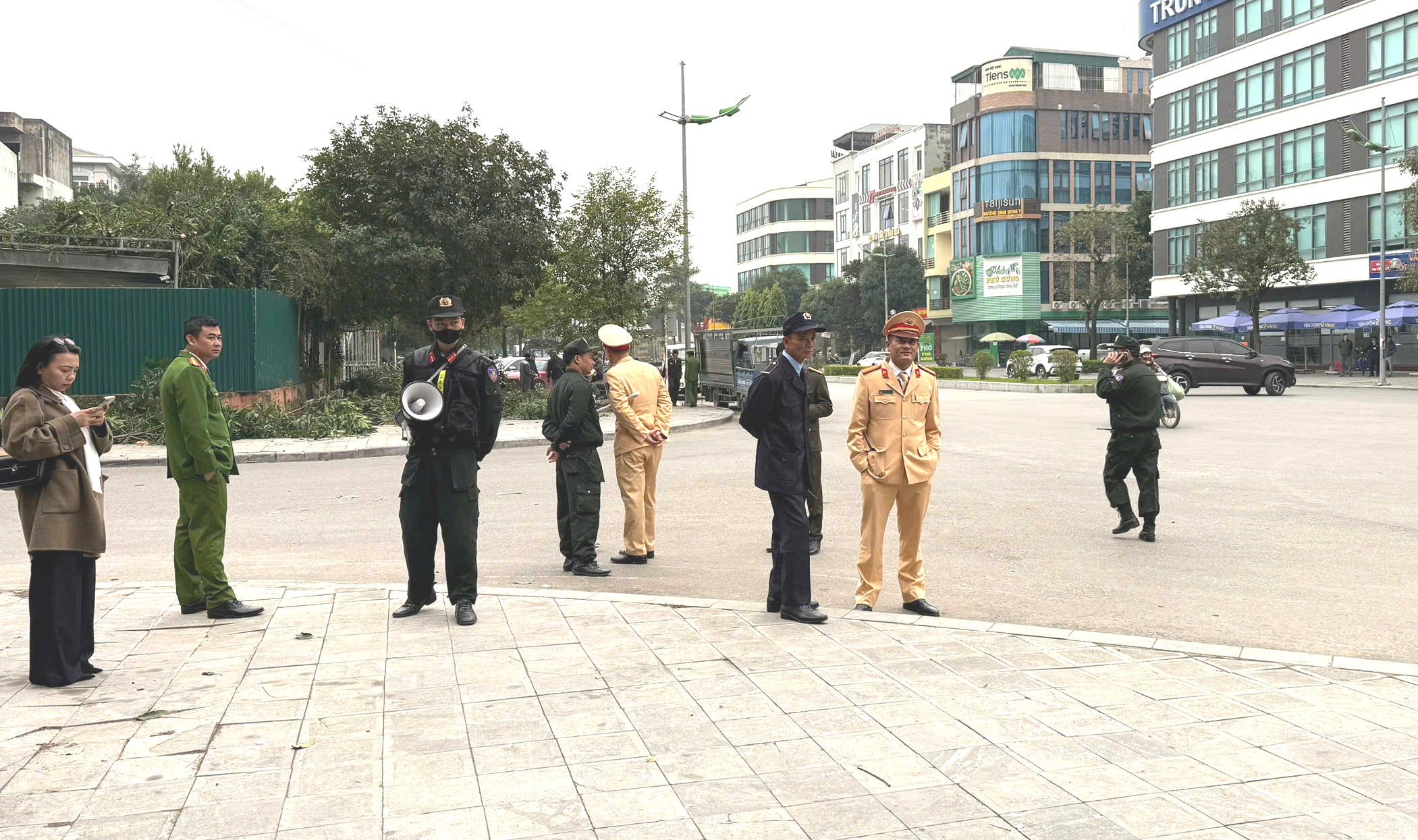 Cưỡng chế dự án trường học hơn 40 nghìn m2 ở Thanh Hóa- Ảnh 2. Cưỡng chế dự án trường học hơn 40 nghìn m2 ở Thanh Hóa- Ảnh 2.