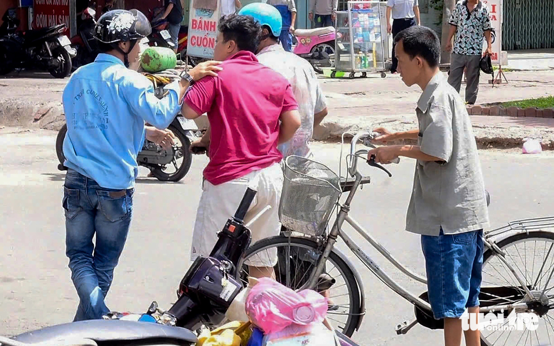 Đâu phải kẻ chạy lại nào cũng không nỡ đánh - Ảnh 1. Đâu phải kẻ chạy lại nào cũng không nỡ đánh - Ảnh 1.