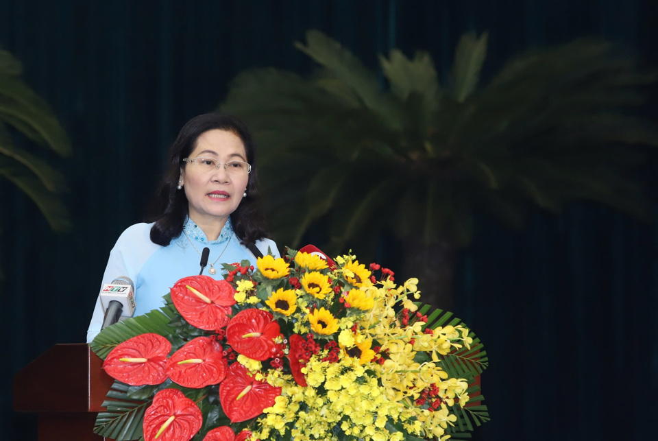 Chủ tịch HĐND TP Hồ Chí Minh Nguyễn Thị Lệ phát biểu khai mạc kỳ họp thứ 20.