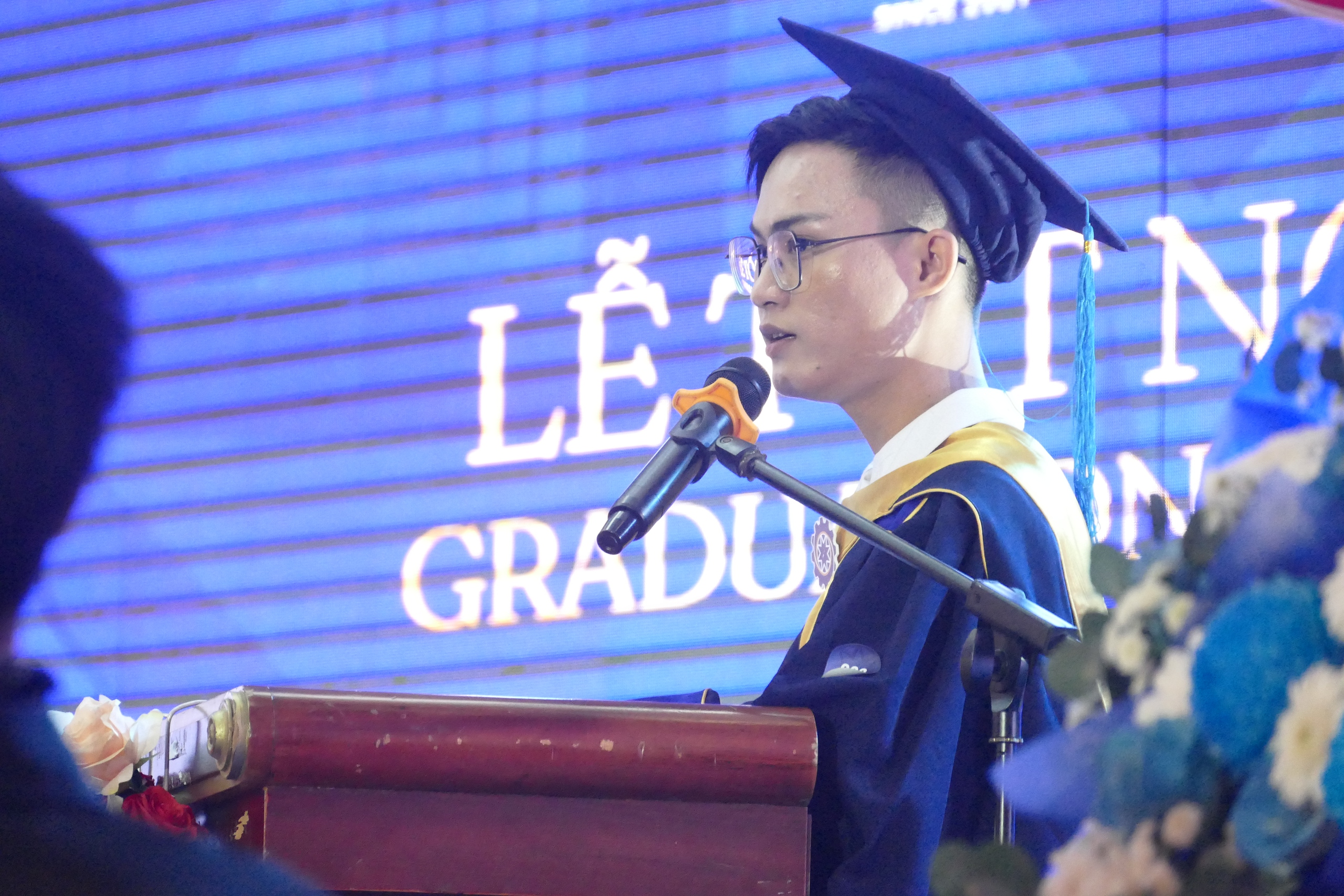 Dừng học ĐH sau 3 năm, trở thành thủ khoa tốt nghiệp CĐ với điểm tuyệt đối- Ảnh 2. Dừng học ĐH sau 3 năm, trở thành thủ khoa tốt nghiệp CĐ với điểm tuyệt đối- Ảnh 2.