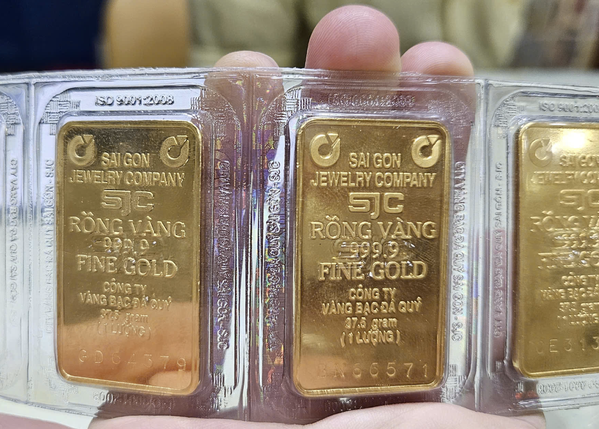 Sáng 26-12: Giá vàng miếng SJC, vàng nhẫn 99,99 tăng trở lại- Ảnh 1. Sáng 26-12: Giá vàng miếng SJC, vàng nhẫn 99,99 tăng trở lại- Ảnh 1.