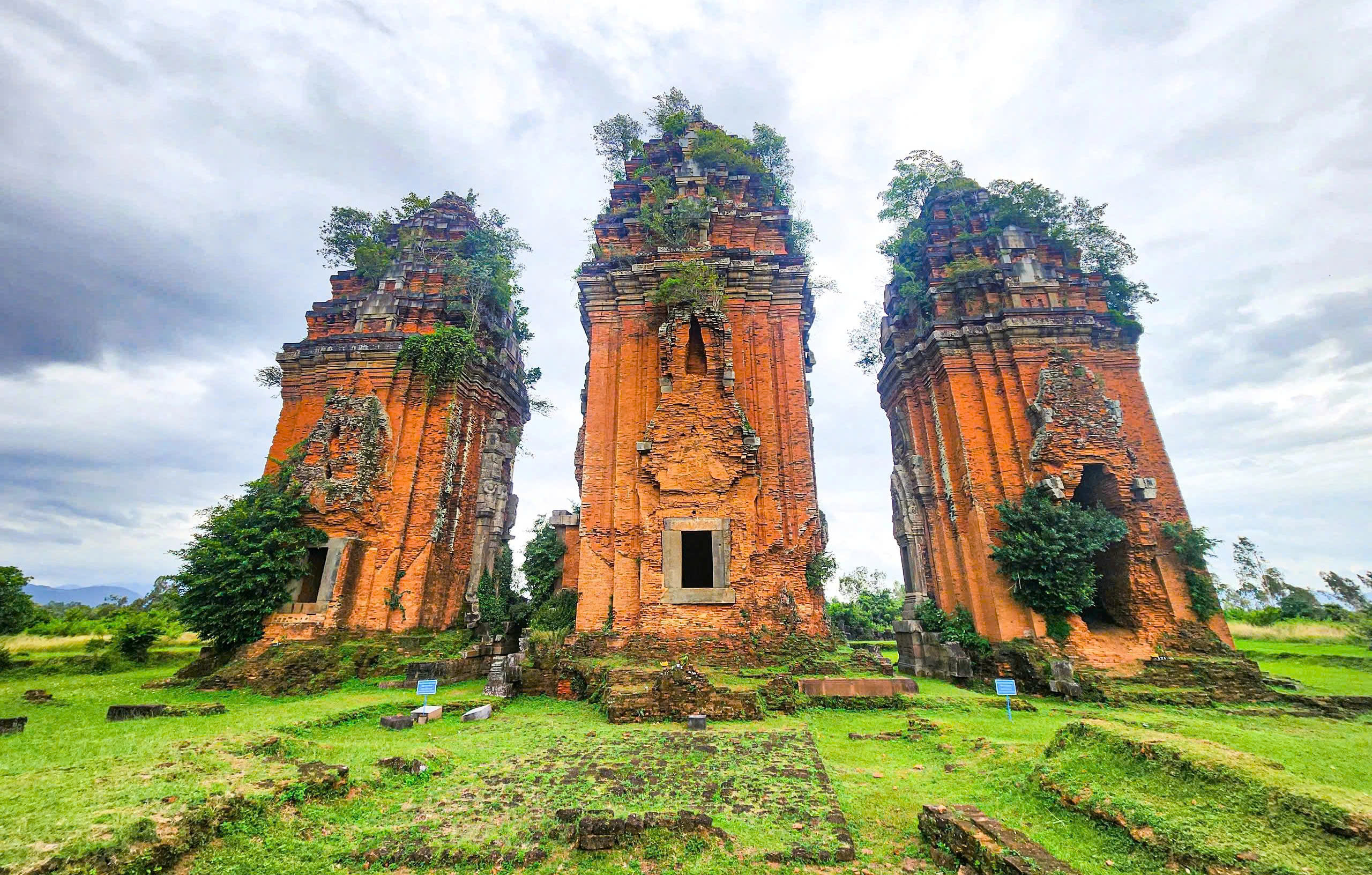 Hơn 93 tỉ đồng tu bổ, tôn tạo tháp Dương Long ở Bình Định- Ảnh 1. Hơn 93 tỉ đồng tu bổ, tôn tạo tháp Dương Long ở Bình Định- Ảnh 1.