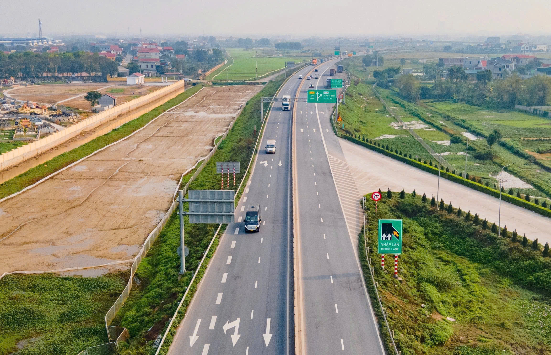 Khởi công 12 dự án giao thông trong năm 2025- Ảnh 1. Khởi công 12 dự án giao thông trong năm 2025- Ảnh 1.