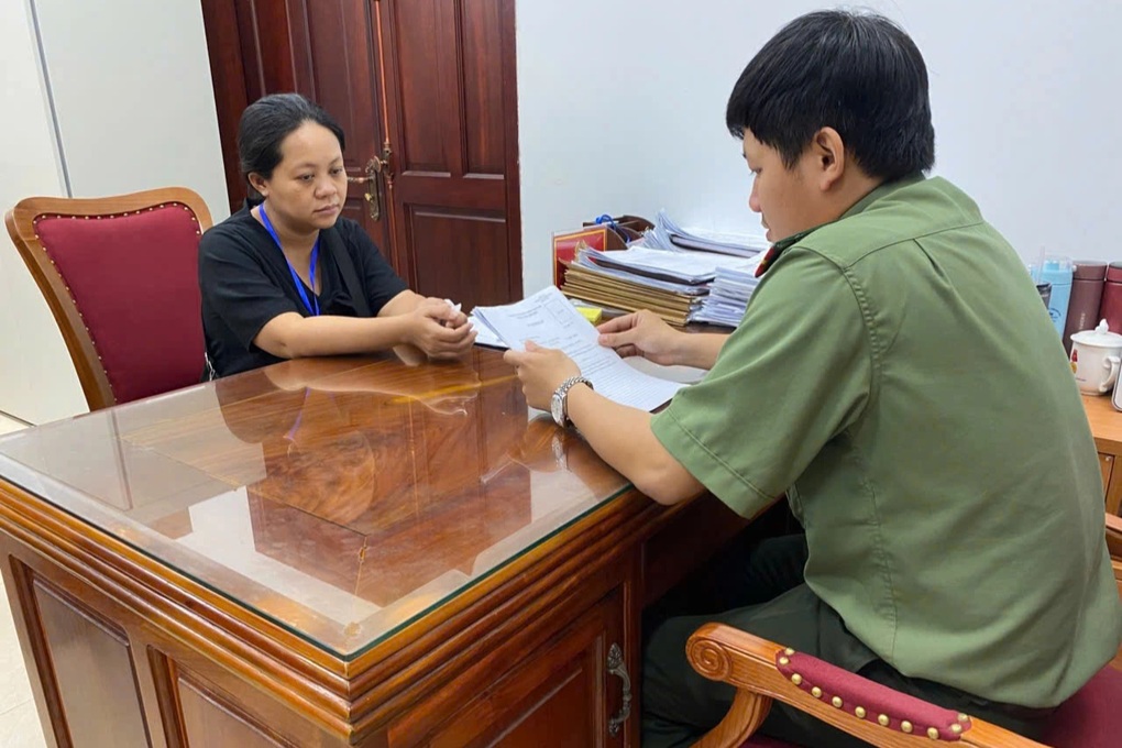 Khởi tố đôi nam nữ mua bán trái phép hóa đơn ở Bình Dương - 1 Khởi tố đôi nam nữ mua bán trái phép hóa đơn ở Bình Dương - 1