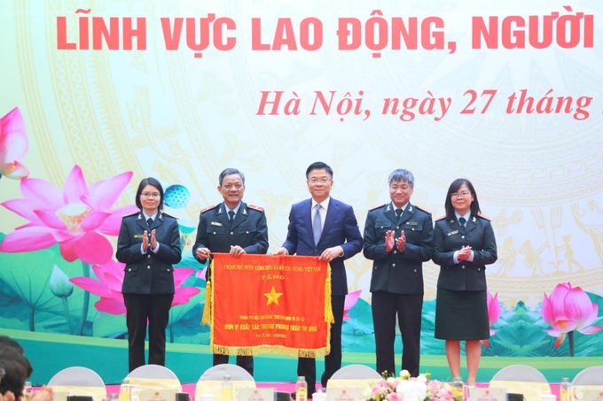 Không để gián đoạn các chính sách về lao động, thương binh và xã hội - 2 Không để gián đoạn các chính sách về lao động, thương binh và xã hội - 2