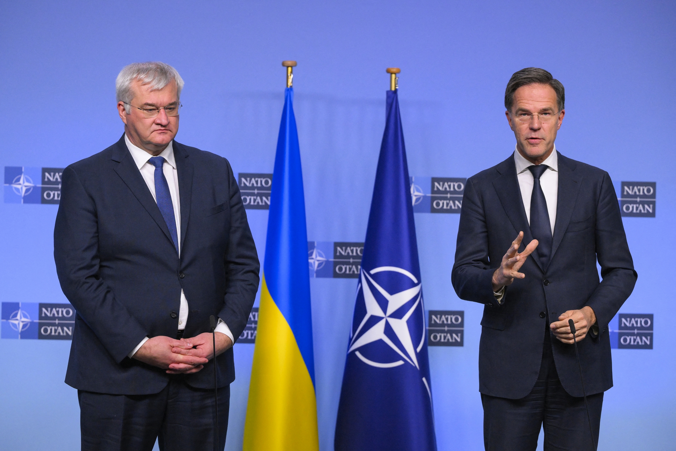 Chiến sự Ukraine ngày 1.015: Kyiv bác tin giữ Kursk để 'chờ ông Trump nhậm chức'- Ảnh 2. Chiến sự Ukraine ngày 1.015: Kyiv bác tin giữ Kursk để 'chờ ông Trump nhậm chức'- Ảnh 2.