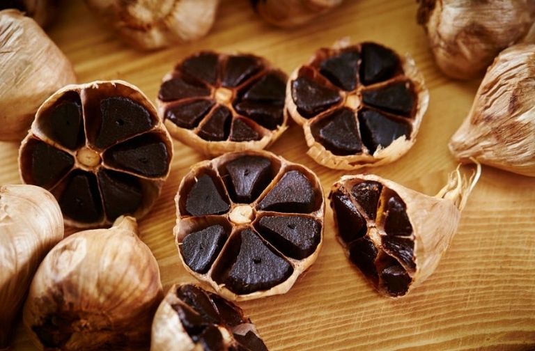 Loai củ màu đen kiểm soát đường huyết cực tốt, người bệnh tiểu đường nên ăn để kéo dài tuổi thọ- Ảnh 1. Loai củ màu đen kiểm soát đường huyết cực tốt, người bệnh tiểu đường nên ăn để kéo dài tuổi thọ- Ảnh 1.