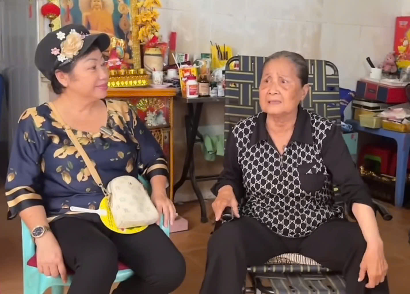 Nghệ sĩ Diệp Tuyết Anh, cô đào hát nổi tiếng một thời, mắc ung thư di căn- Ảnh 1. Nghệ sĩ Diệp Tuyết Anh, cô đào hát nổi tiếng một thời, mắc ung thư di căn- Ảnh 1.