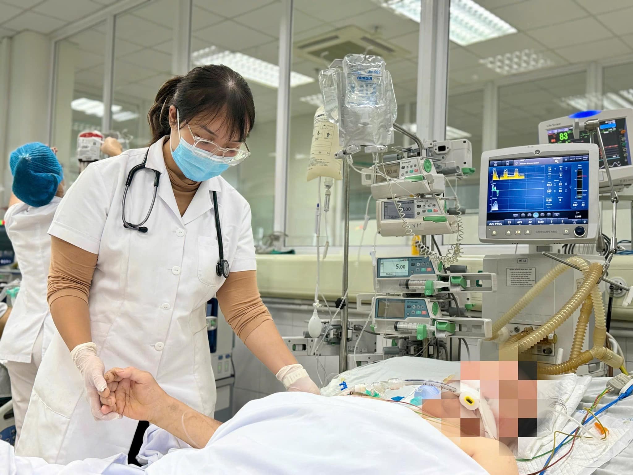 Người đàn ông 48 tuổi ở Bắc Giang suy đa tạng do sai lầm trong điều trị bệnh gout - Ảnh 1. Người đàn ông 48 tuổi ở Bắc Giang suy đa tạng do sai lầm trong điều trị bệnh gout - Ảnh 1.