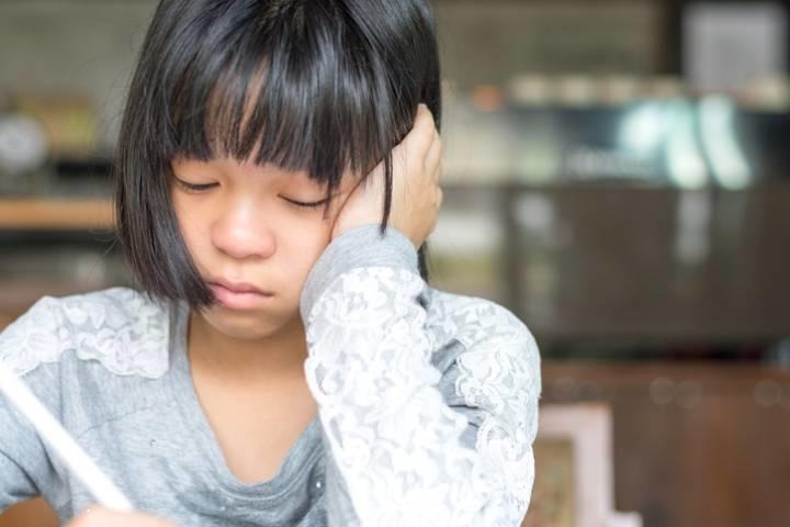 Chia sẻ của giáo viên lâu năm: Ở cha mẹ thường xuyên nói 5 câu này thì con cái rất dễ bị điểm kém- Ảnh 1. Chia sẻ của giáo viên lâu năm: Ở cha mẹ thường xuyên nói 5 câu này thì con cái rất dễ bị điểm kém- Ảnh 1.