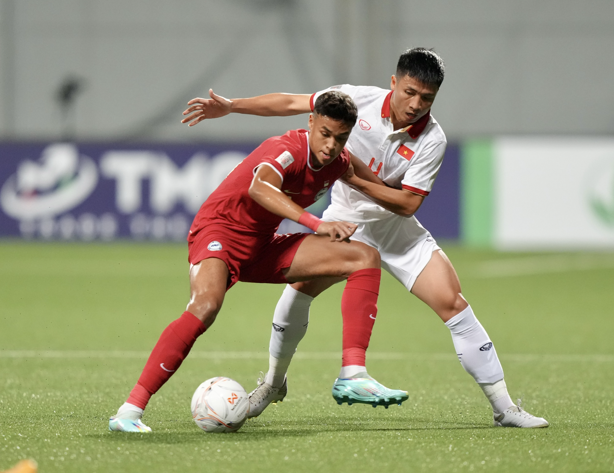 Lịch thi đấu bán kết AFF Cup 2024: Singapore chờ đội tuyển Việt Nam, Thái Lan đợi ai?- Ảnh 1. Lịch thi đấu bán kết AFF Cup 2024: Singapore chờ đội tuyển Việt Nam, Thái Lan đợi ai?- Ảnh 1.