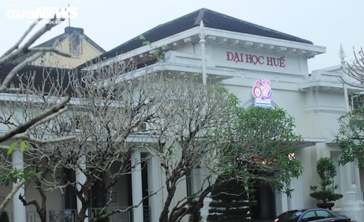 Trụ sở ĐH Huế.