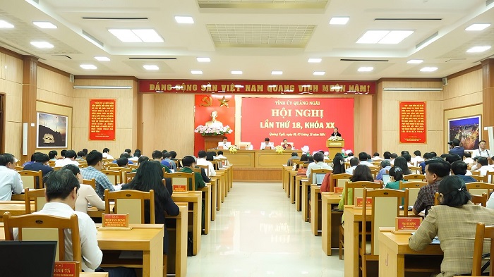 Vượt khó khăn và thách thức, Quảng Ngãi giữ vững tốc độ tăng trưởng- Ảnh 1. Vượt khó khăn và thách thức, Quảng Ngãi giữ vững tốc độ tăng trưởng- Ảnh 1.