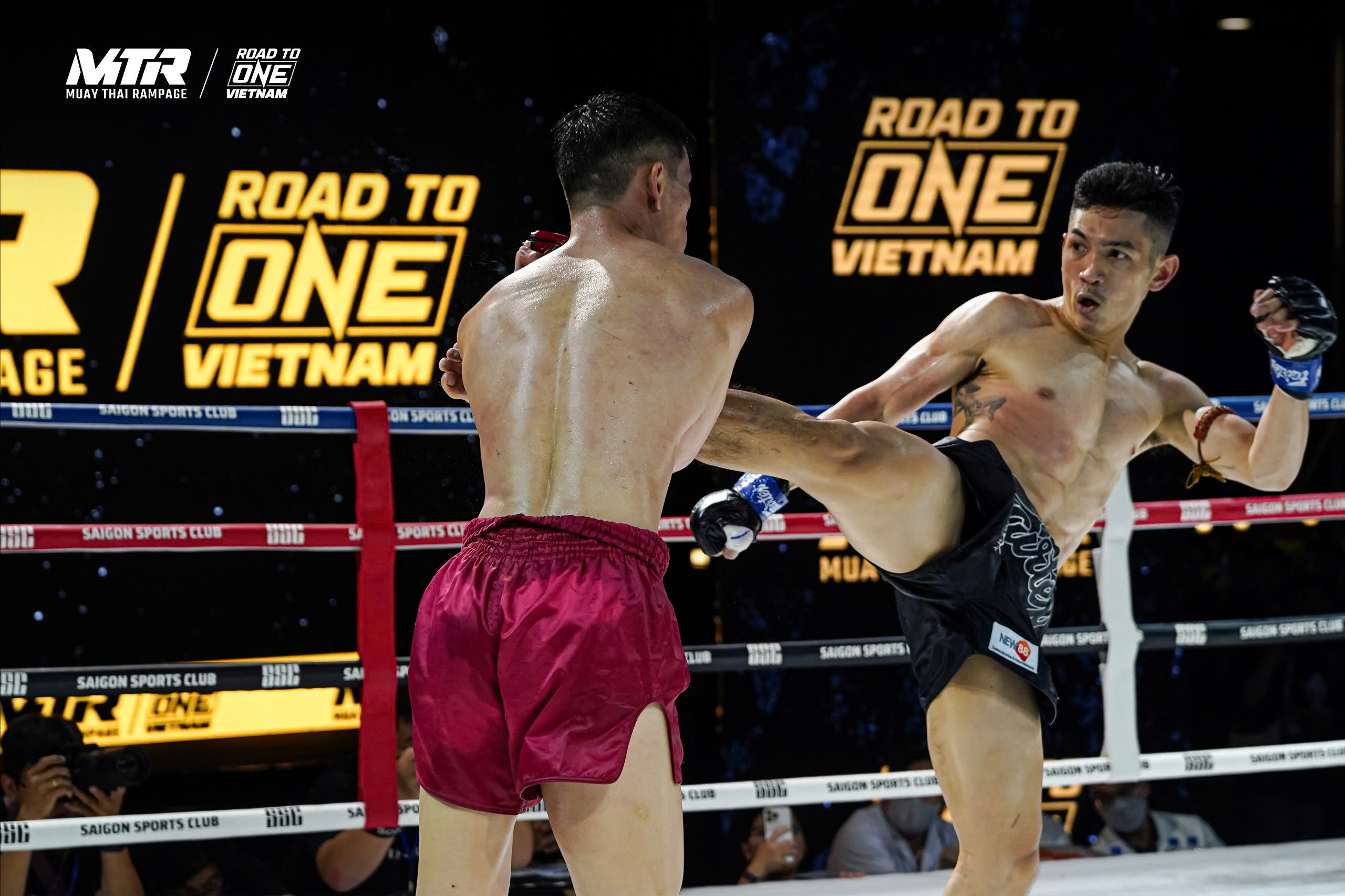 Xác định võ sĩ Việt Nam giành vé dự ONE Championship trị giá 100.000 USD- Ảnh 1. Xác định võ sĩ Việt Nam giành vé dự ONE Championship trị giá 100.000 USD- Ảnh 1.