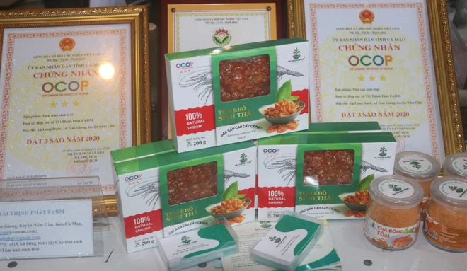 Cà Mau: Nỗ lực đưa các sản phẩm OCOP không ngừng vươn xa Cà Mau: Nỗ lực đưa các sản phẩm OCOP không ngừng vươn xa