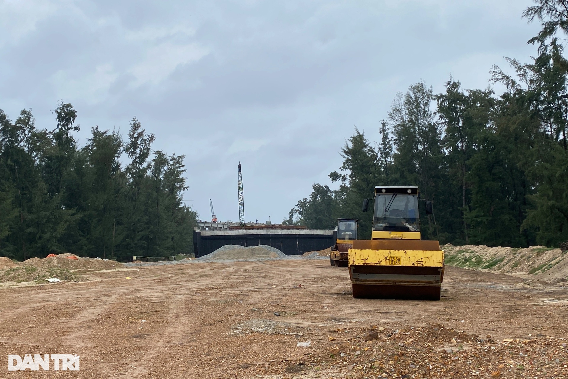 Cầu vượt cửa biển 2.400 tỷ đồng ở Huế sẽ hợp long trước Tết Nguyên đán 2025 - 10 Cầu vượt cửa biển 2.400 tỷ đồng ở Huế sẽ hợp long trước Tết Nguyên đán 2025 - 10