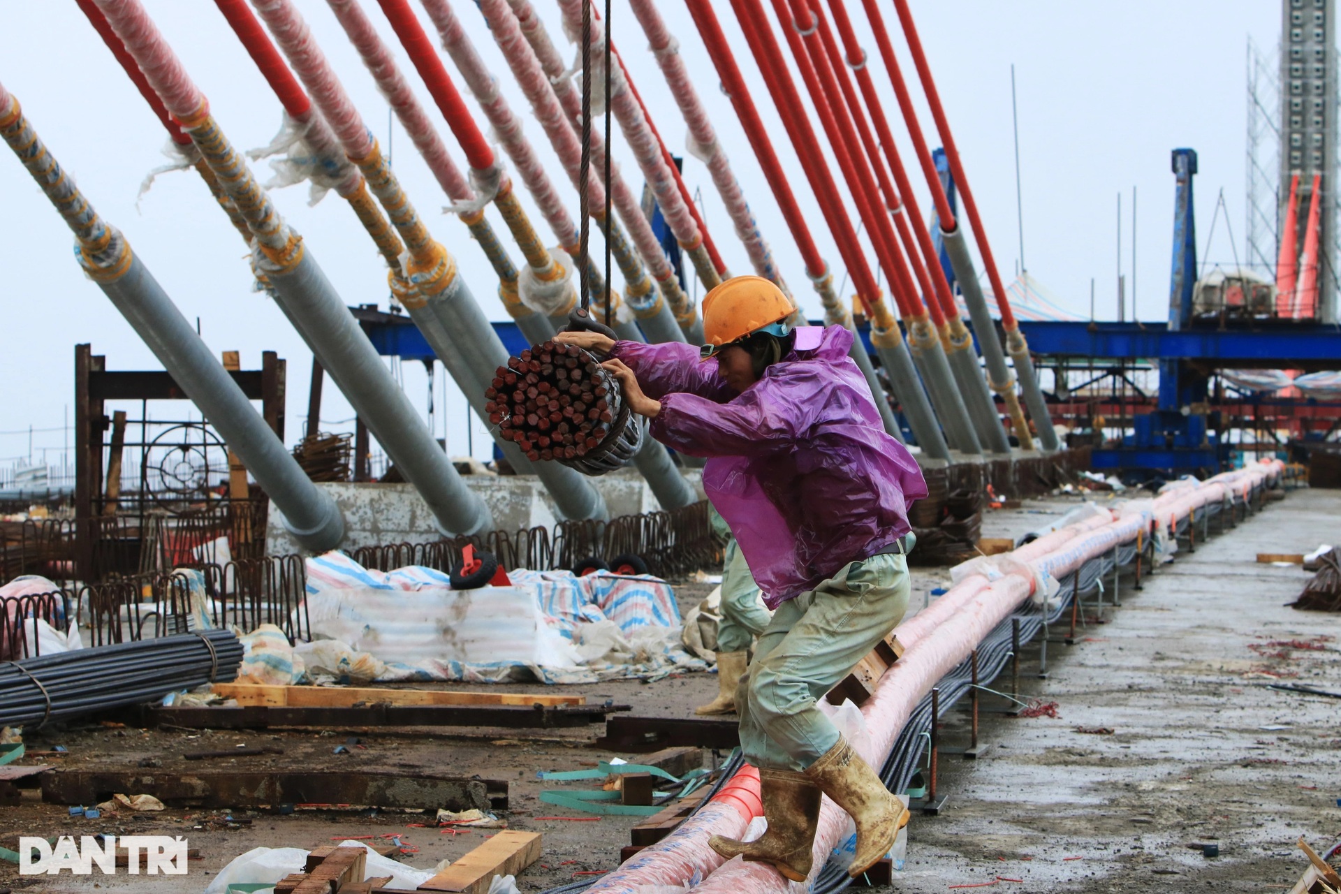 Cầu vượt cửa biển 2.400 tỷ đồng ở Huế sẽ hợp long trước Tết Nguyên đán 2025 - 6 Cầu vượt cửa biển 2.400 tỷ đồng ở Huế sẽ hợp long trước Tết Nguyên đán 2025 - 6