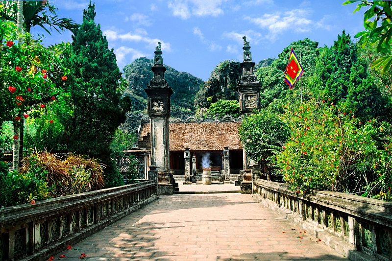 Đền Vua Đinh Tiên Hoàng. Đền Vua Đinh Tiên Hoàng.