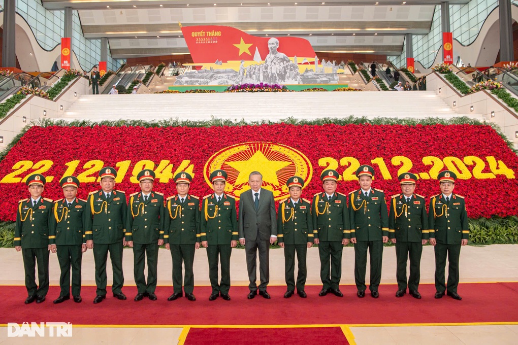 Tổng Bí thư Tô Lâm dự Lễ kỷ niệm Ngày thành lập Quân đội Nhân dân Việt Nam - 4 Tổng Bí thư Tô Lâm dự Lễ kỷ niệm Ngày thành lập Quân đội Nhân dân Việt Nam - 4