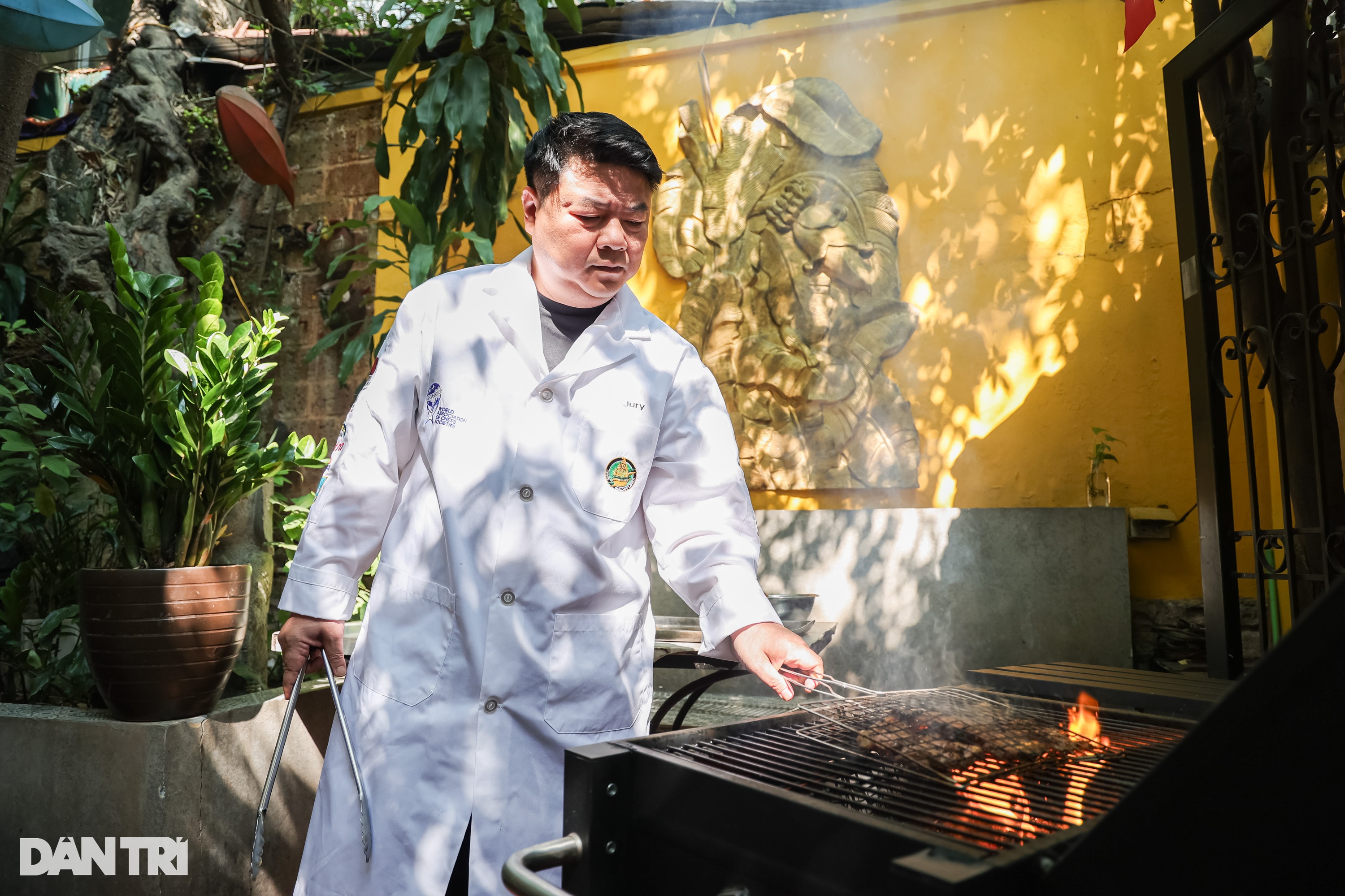 Món sườn nướng ở nhà hàng trong biệt thự Hà Nội khiến đầu bếp Anh muốn học - 6 Món sườn nướng ở nhà hàng trong biệt thự Hà Nội khiến đầu bếp Anh muốn học - 6