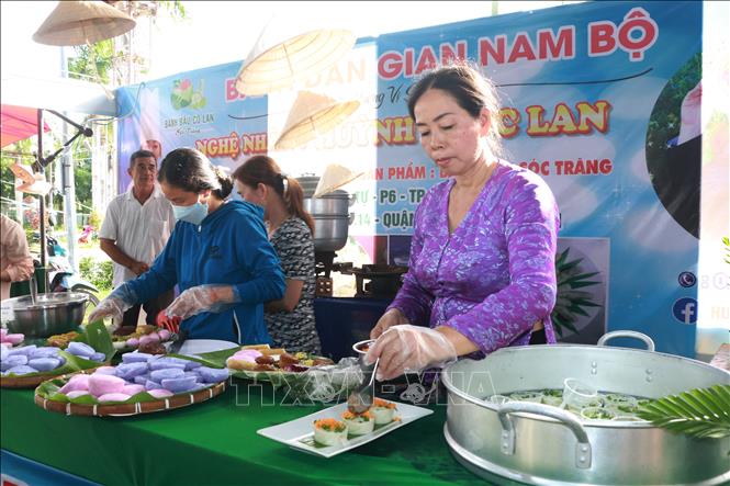 Hội chợ Xúc tiến thương mại sản phẩm OCOP và đặc sản vùng miền Sóc Trăng - Vietnam.vn Hội chợ Xúc tiến thương mại sản phẩm OCOP và đặc sản vùng miền Sóc Trăng