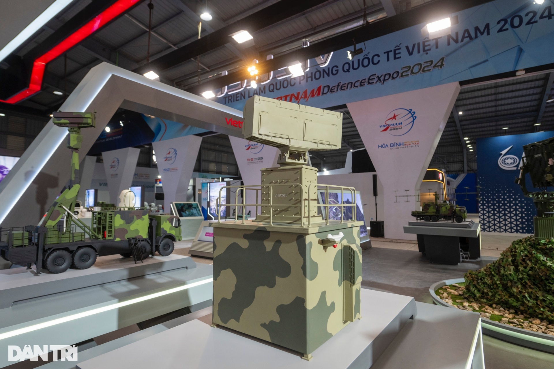 Loạt UAV hiện đại do Viettel sản xuất trưng bày tại Triển lãm Quốc phòng - 11 Loạt UAV hiện đại do Viettel sản xuất trưng bày tại Triển lãm Quốc phòng - 11