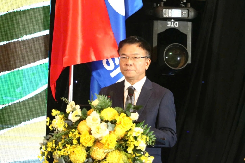 Phó Thủ tướng Lê Thành Long: Du lịch là xu hướng phát triển của tương lai - 2 Phó Thủ tướng Lê Thành Long: Du lịch là xu hướng phát triển của tương lai - 2