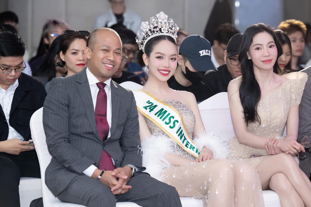 Thanh Thủy, Tuấn Ngọc, Khánh Linh khổ luyện ra sao để thắng giải quốc tế? - 1 Thanh Thủy, Tuấn Ngọc, Khánh Linh khổ luyện ra sao để thắng giải quốc tế? - 1