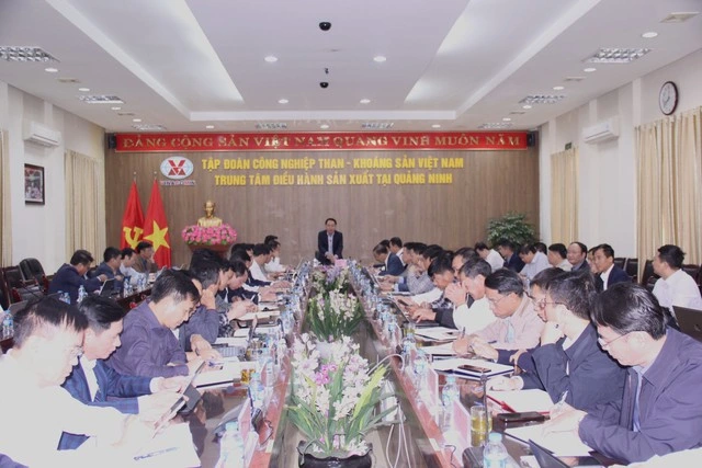 TKV đẩy mạnh sản xuất, tiêu thụ than để hoàn thành kế hoạch năm 2024 TKV đẩy mạnh sản xuất, tiêu thụ than để hoàn thành kế hoạch năm 2024