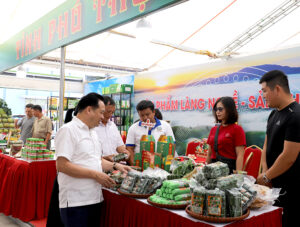 toan-tinh-co-306-san-pham-nhom-san-pham-dat-hang-ocop-1 - Vietnam.vn