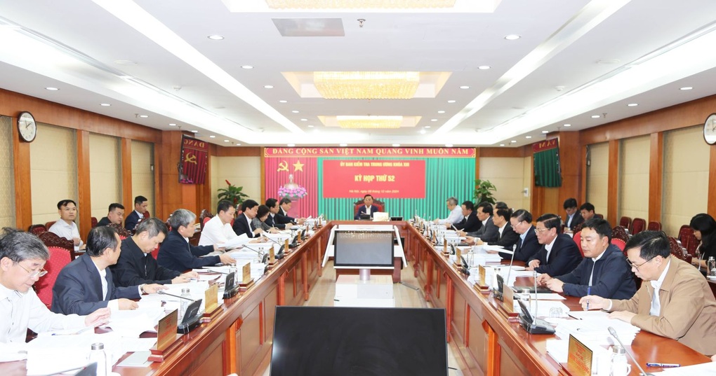 Ủy ban Kiểm tra Trung ương: Những trường hợp không triệu tập đến dự đại hội - 1 Ủy ban Kiểm tra Trung ương: Những trường hợp không triệu tập đến dự đại hội - 1