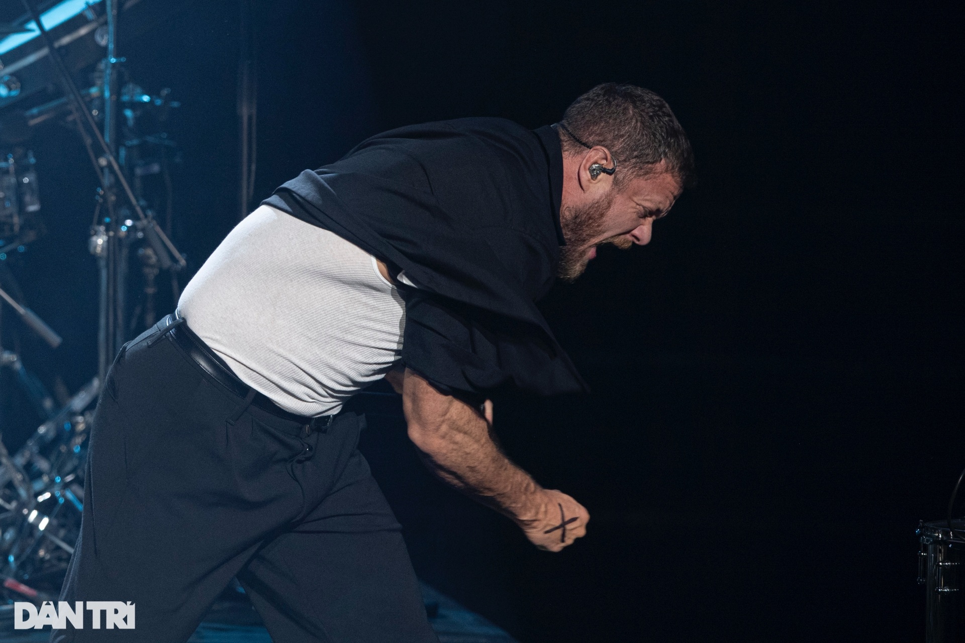 Imagine Dragons trình diễn ca khúc đạt hơn 2,7 tỷ lượt xem đến Hà Nội - 5 Imagine Dragons trình diễn ca khúc đạt hơn 2,7 tỷ lượt xem đến Hà Nội - 5