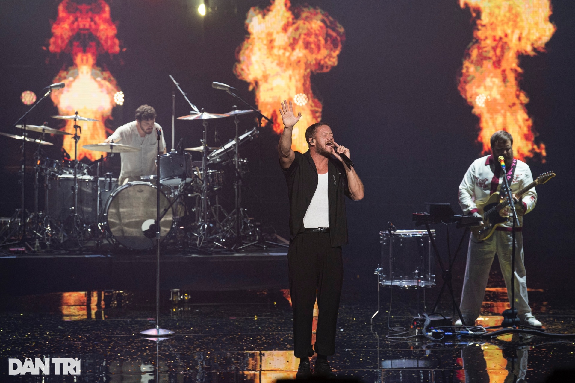 Imagine Dragons trình diễn ca khúc đạt hơn 2,7 tỷ lượt xem đến Hà Nội - 6 Imagine Dragons trình diễn ca khúc đạt hơn 2,7 tỷ lượt xem đến Hà Nội - 6