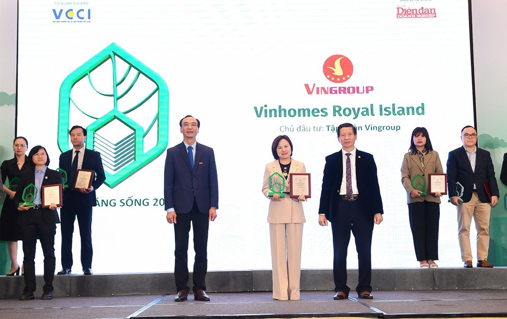 Vinhomes Royal Island được xướng tên ở 2 hạng mục giải thưởng Vinhomes Royal Island được xướng tên ở 2 hạng mục giải thưởng