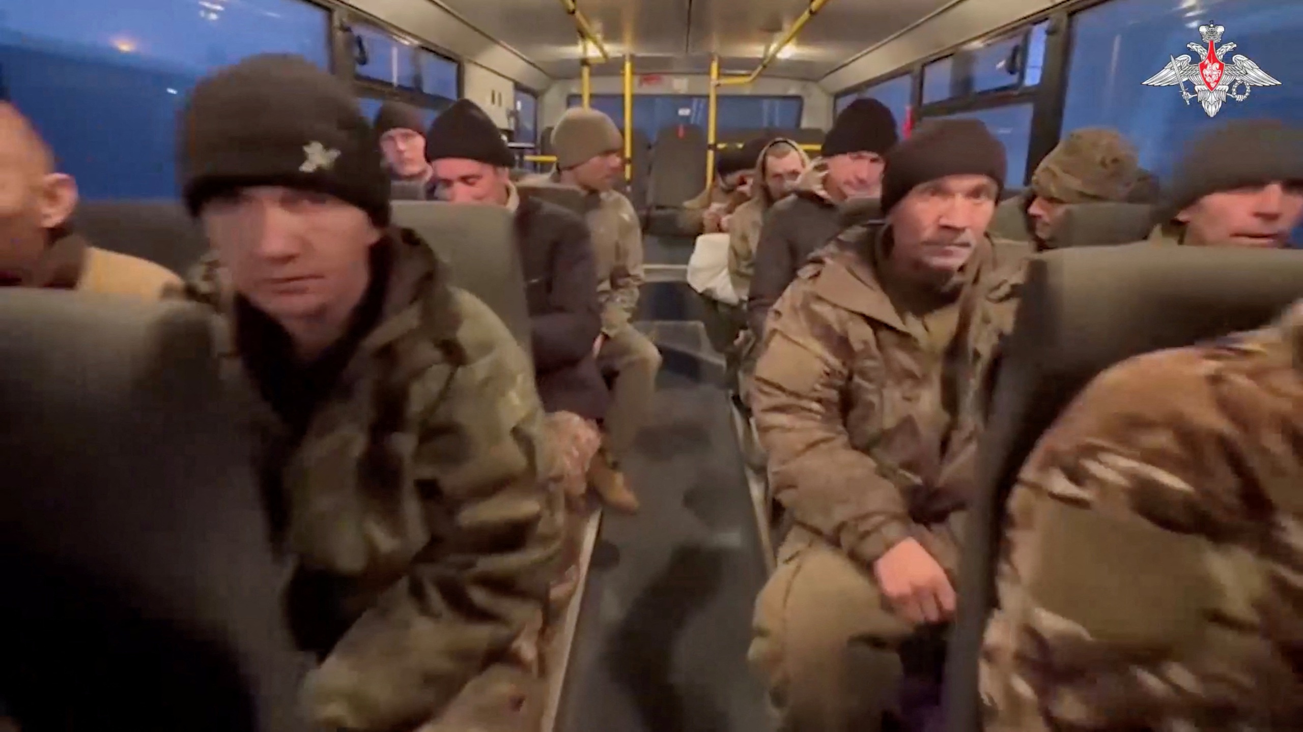 Chiến sự Ukraine ngày 1.042: Kyiv bị oanh tạc ngày cuối năm- Ảnh 5. Chiến sự Ukraine ngày 1.042: Kyiv bị oanh tạc ngày cuối năm- Ảnh 5.