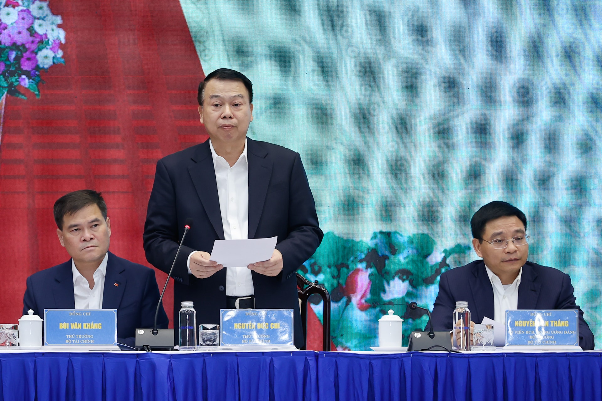 Thủ tướng: Huy động mọi nguồn lực tài chính cho phát triển đất nước, thúc đẩy mạnh mẽ tăng trưởng- Ảnh 4. Thủ tướng: Huy động mọi nguồn lực tài chính cho phát triển đất nước, thúc đẩy mạnh mẽ tăng trưởng- Ảnh 4.