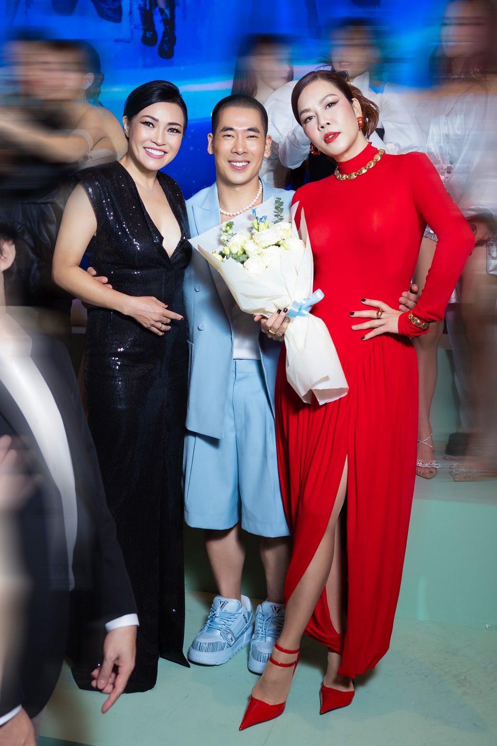 Hậu trường màn biến hình của Thu Phương, Giang Hồng Ngọc tại Chị đẹp - 3 Hậu trường màn biến hình của Thu Phương, Giang Hồng Ngọc tại Chị đẹp - 3