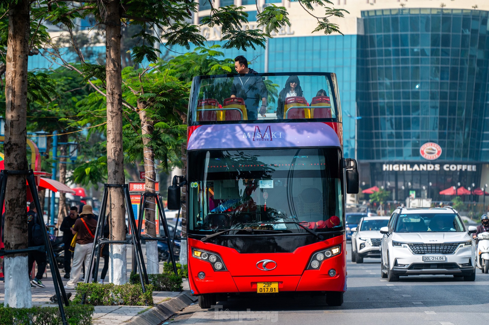 Nha Trang, Vịnh Hạ Long hút khách quốc tế ngày đầu năm ảnh 17