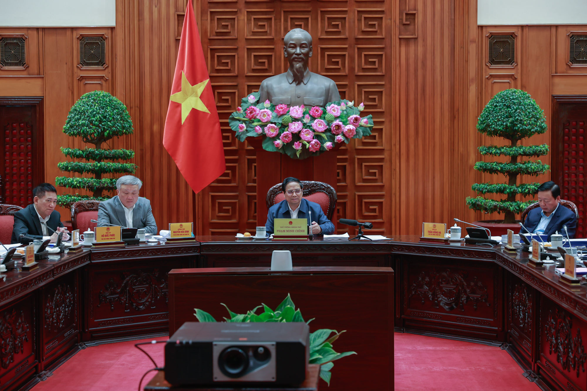 Toàn bộ cơ quan thuộc Chính phủ đã trình phương án sắp xếp, tinh gọn bộ máy- Ảnh 2. Toàn bộ cơ quan thuộc Chính phủ đã trình phương án sắp xếp, tinh gọn bộ máy- Ảnh 2.